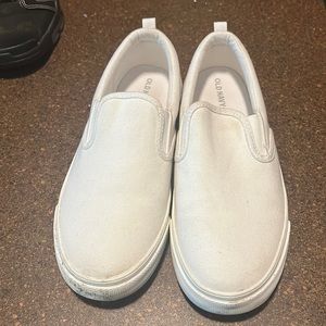 Gently worn Old Navy shoes